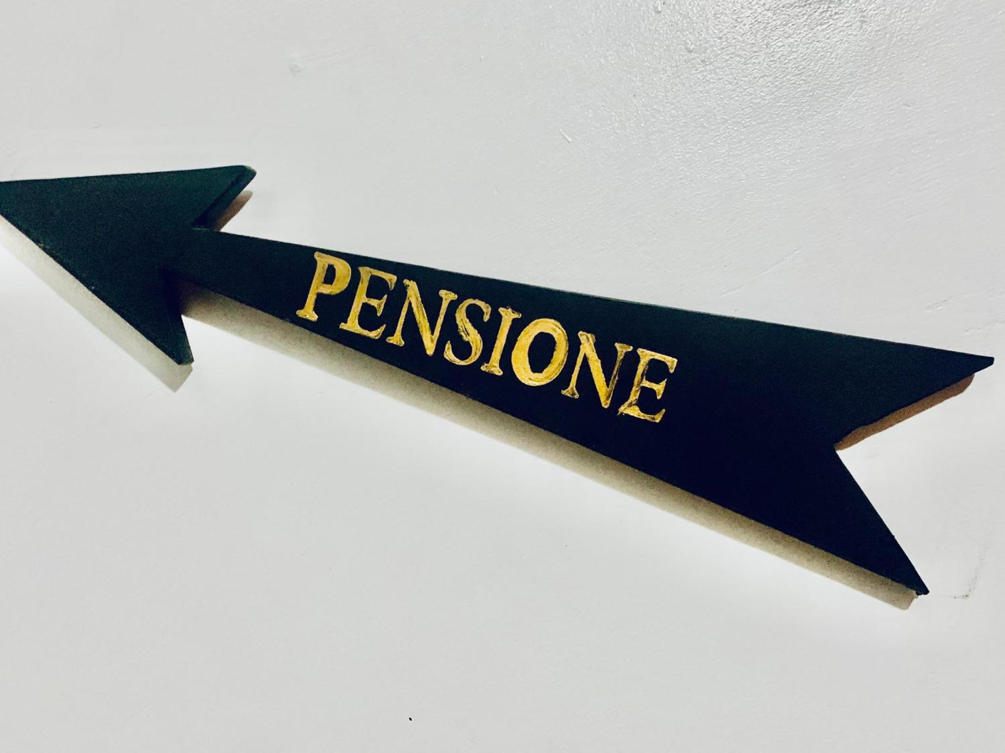 Pensione Popolo مونتريال المظهر الخارجي الصورة